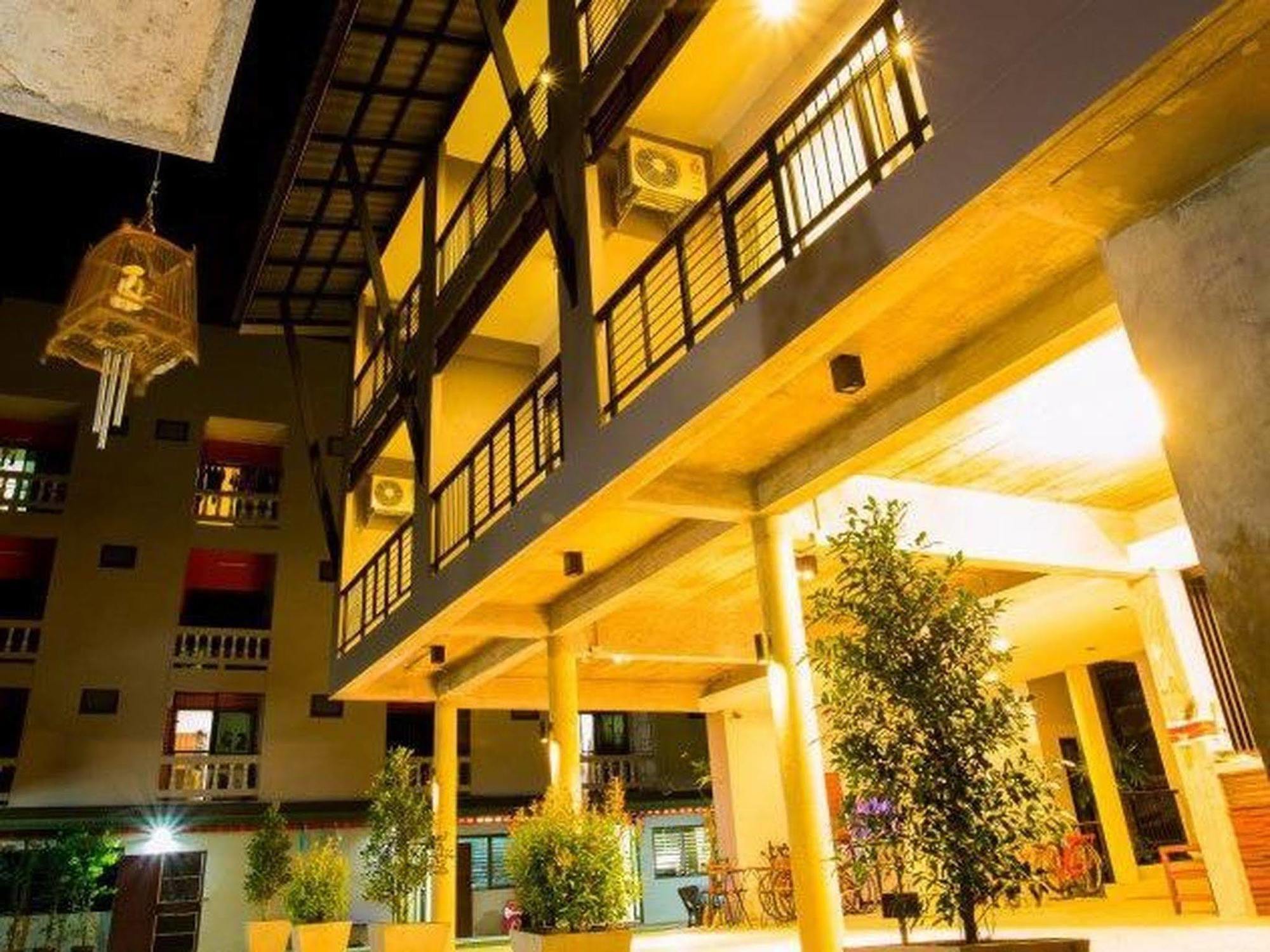 Palmari Boutique Hotel Ban Nua Khlong Exterior photo